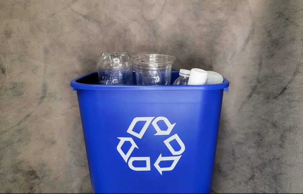 How To Recycle Plastic Bottles Step By Step Blog Town Hub